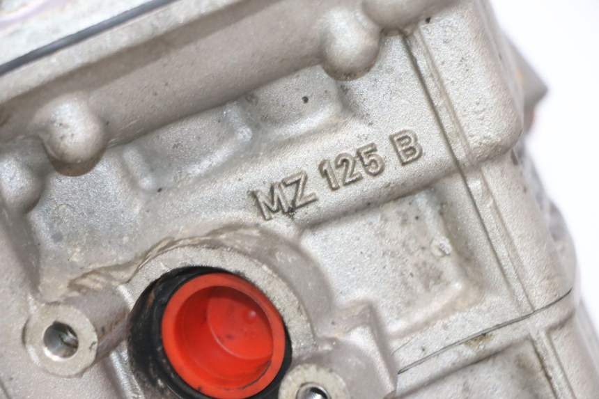 photo de MOTOR MZ RT 125 (2000 - 2008) - Vista de perfil