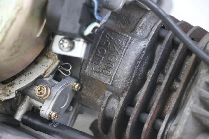 photo de MOTOR KEEWAY RY6 2T 50 (2011 - 2019) - Detalhes característicos