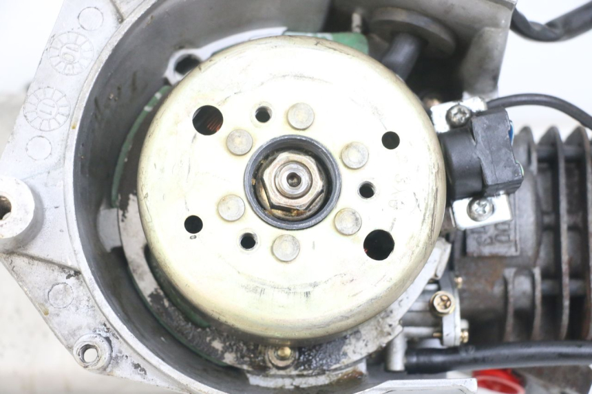 photo de MOTOR KEEWAY RY6 2T 50 (2011 - 2019) - Ampliação dos componentes