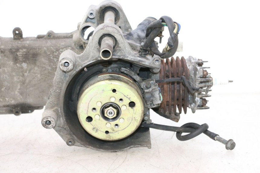 photo de MOTOR KEEWAY RY6 2T 50 (2011 - 2019) - Inspeção visual