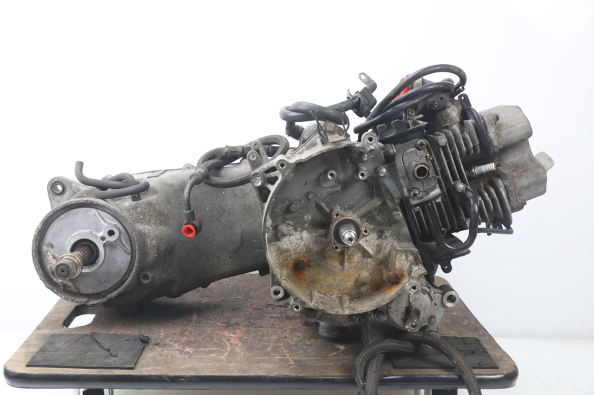 photo de MOTOR DAELIM S2 125 (2006 - 2007) - Detalhes característicos