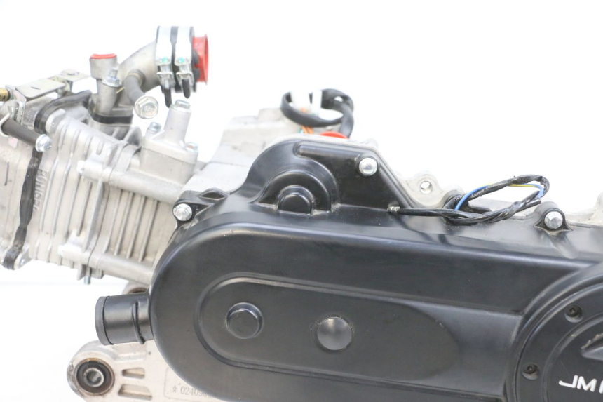 photo de MOTOR JM MOTORS SANTANA EVO 50 (2024 - 2026) - Ângulo alternativo