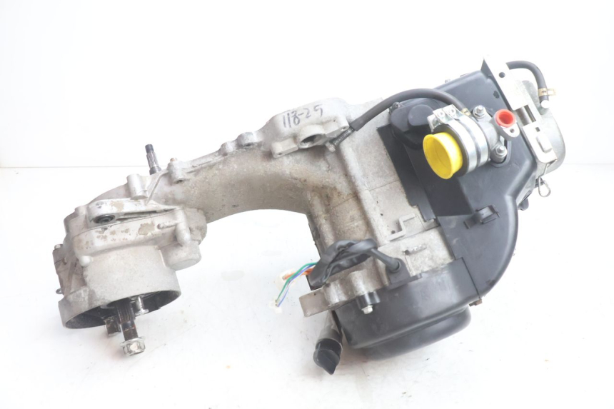 photo de MOTOR JM MOTORS SANTANA EVO 50 (2024 - 2026) - Vista de perto