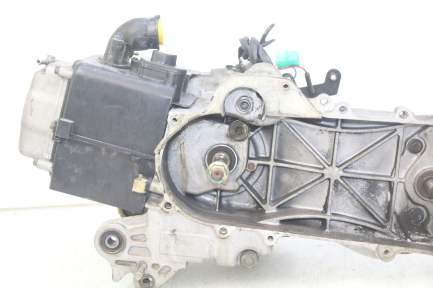 photo de MOTOR JM MOTORS SANTANA 50 (2014 - 2023) - Vista de perto