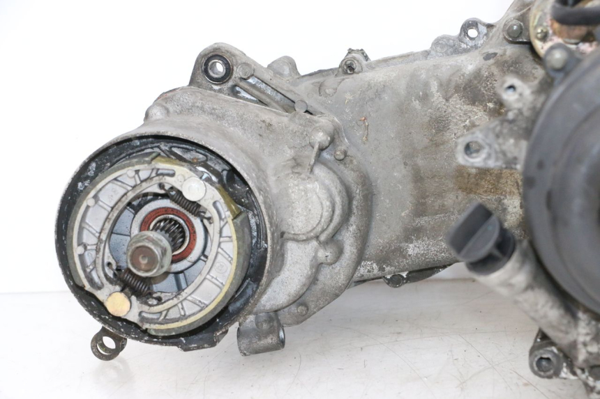 photo de MOTOR JM MOTORS SANTANA 50 (2014 - 2023) - Outro ângulo de visão
