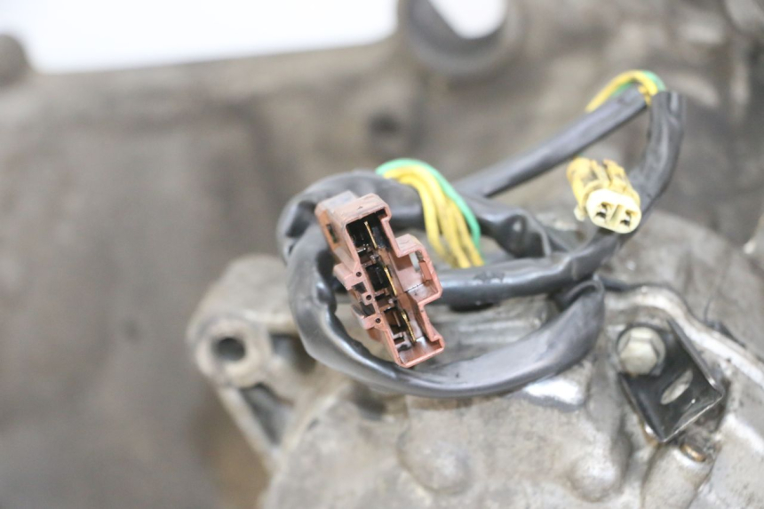 photo de MOTOR PEUGEOT SATELIS COMPRESSOR K15 125 (2006 - 2009) - Outro ângulo de visão