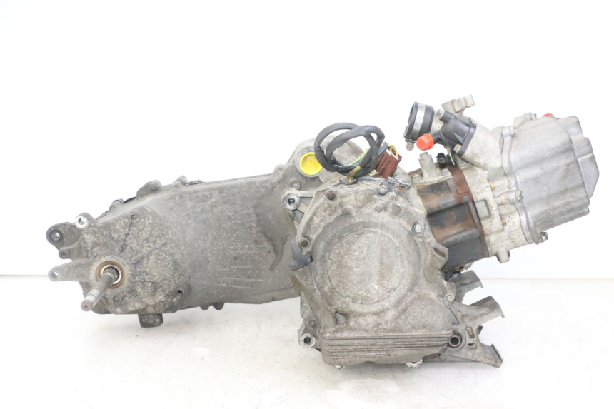 photo de MOTOR PEUGEOT SATELIS 125 (2013 - 2018) - Detalhes característicos