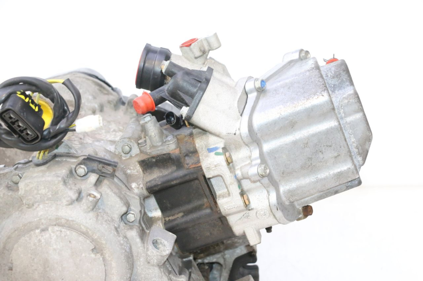 photo de MOTOR PEUGEOT SATELIS 125 (2013 - 2018) - Detalhes característicos