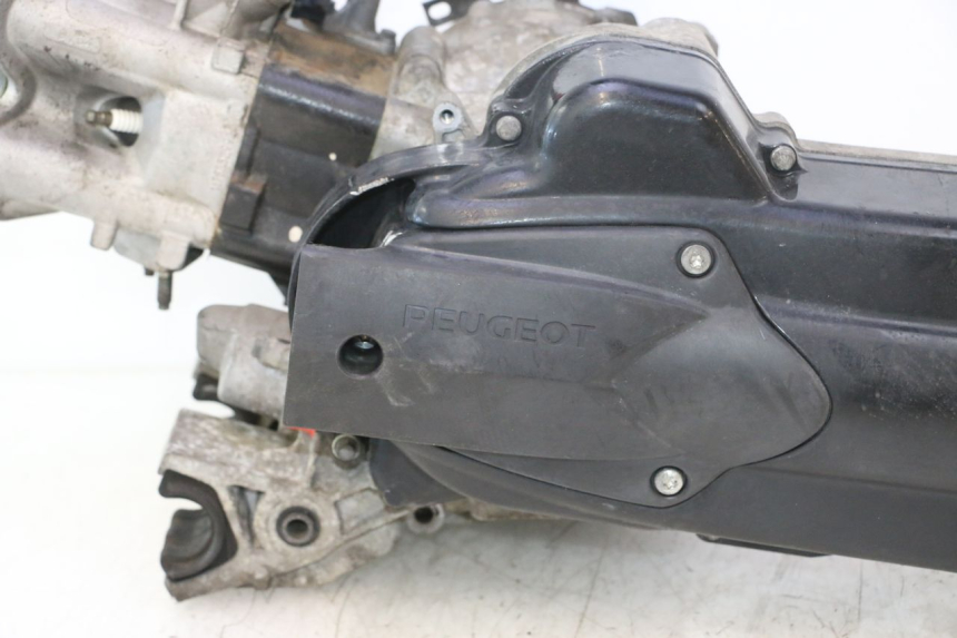 photo de MOTOR PEUGEOT SATELIS 125 (2013 - 2018) - Detalhe da peça