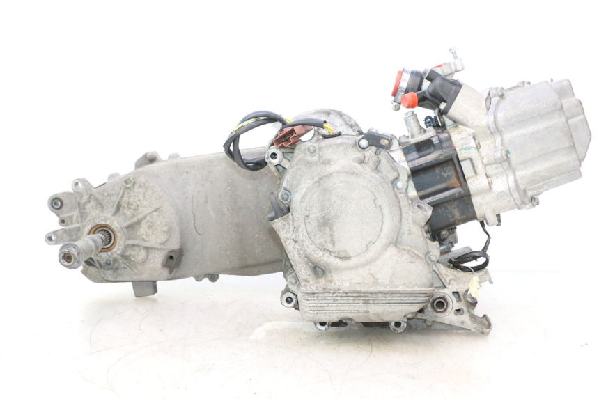 photo de MOTOR PEUGEOT SATELIS 125 (2013 - 2018) - Imagem adicional