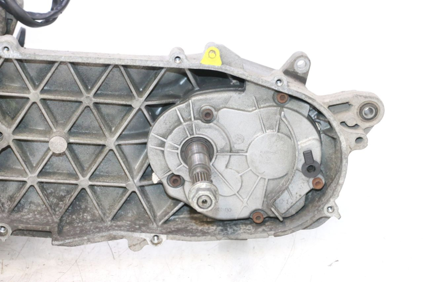photo de MOTOR PEUGEOT SATELIS 125 (2013 - 2018) - Outro ângulo de visão