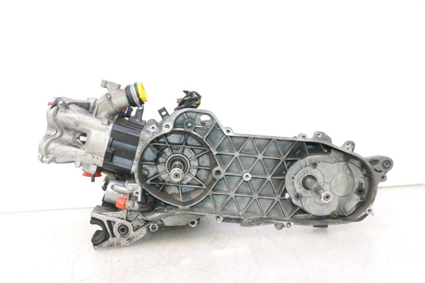 photo de MOTOR PEUGEOT SATELIS 125 (2006 - 2009) - Detalhe da peça
