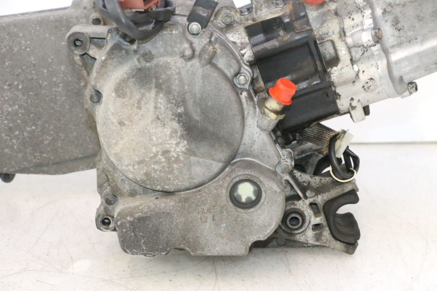 photo de MOTOR PEUGEOT SATELIS 125 (2006 - 2009) - Detalhes característicos