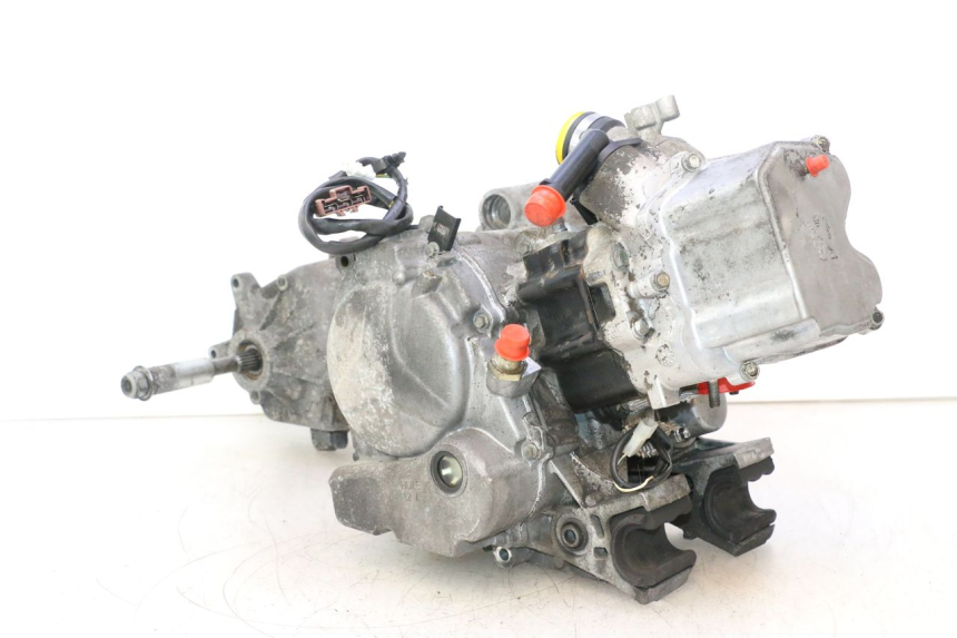 photo de MOTOR PEUGEOT SATELIS 125 (2006 - 2009) - Estado da superfície