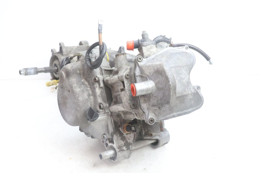 photo de MOTOR APRILIA SCARABEO GT 125 (1999 - 2007) - Detalhes característicos