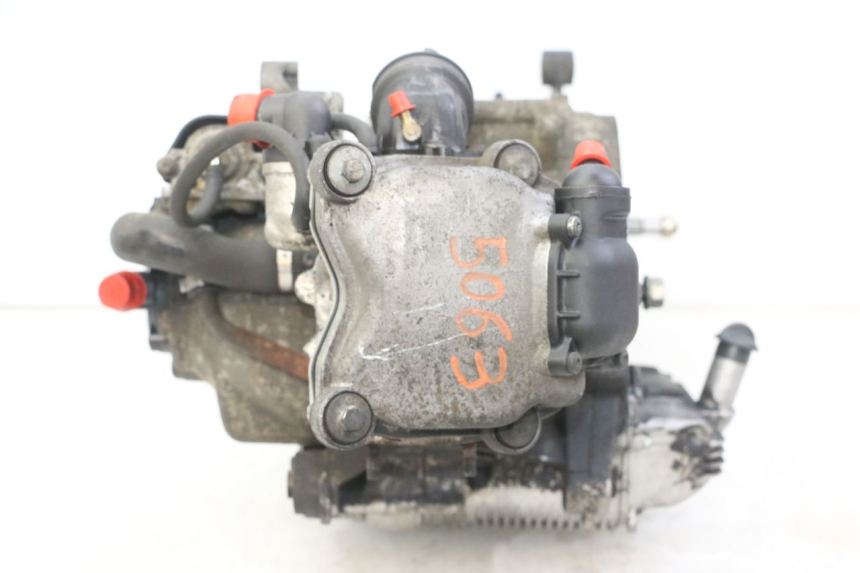 photo de MOTOR APRILIA SCARABEO GT TOURING 125 (1999 - 2005) - Ampliação dos componentes