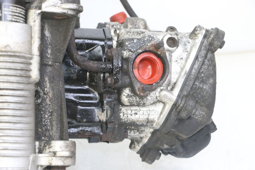 photo de MOTOR APRILIA SCARABEO GT TOURING 125 (1999 - 2005) - Zoom do estado de desgaste