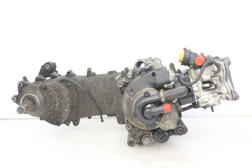 photo de MOTOR APRILIA SCARABEO GT TOURING 125 (1999 - 2005) - Estado da superfície