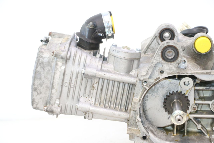 photo de MOTOR FYM SCOOTERONE 125 (2006 - 2008) - Outro ângulo de visão