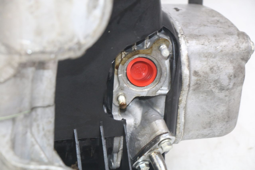 photo de MOTOR HONDA SCV LEAD 100 (2003 - 2007) - Detalhe da peça