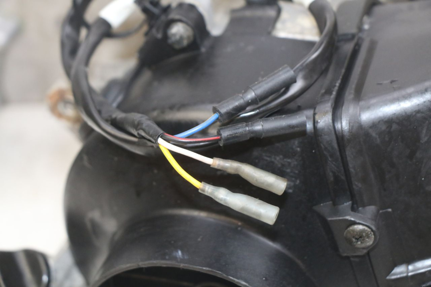 photo de MOTOR HONDA SCV LEAD 100 (2003 - 2007) - Outro ângulo de visão