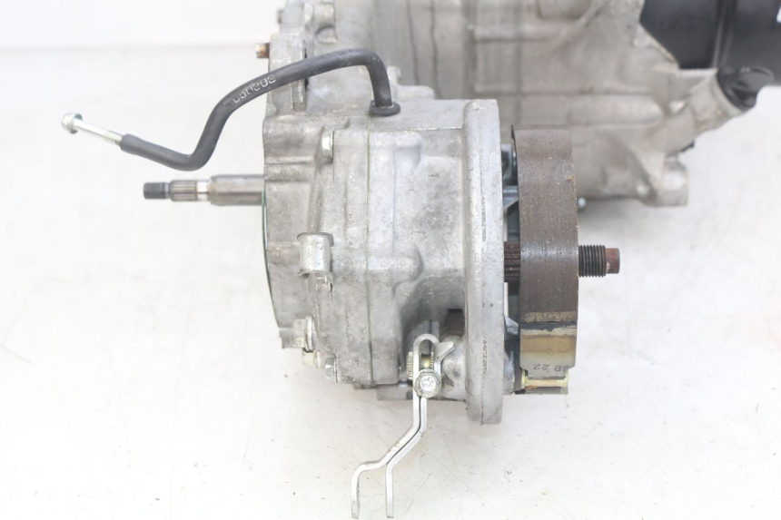 photo de MOTOR HONDA SCV LEAD 100 (2003 - 2007) - Estado da superfície