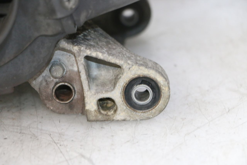 photo de MOTOR HONDA SCV LEAD 100 (2003 - 2007) - Zoom do estado de desgaste