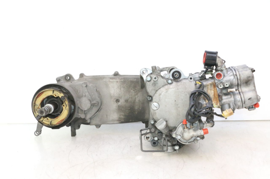 photo de MOTOR HONDA SH 125 (2001 - 2003) - Outro ângulo de visão