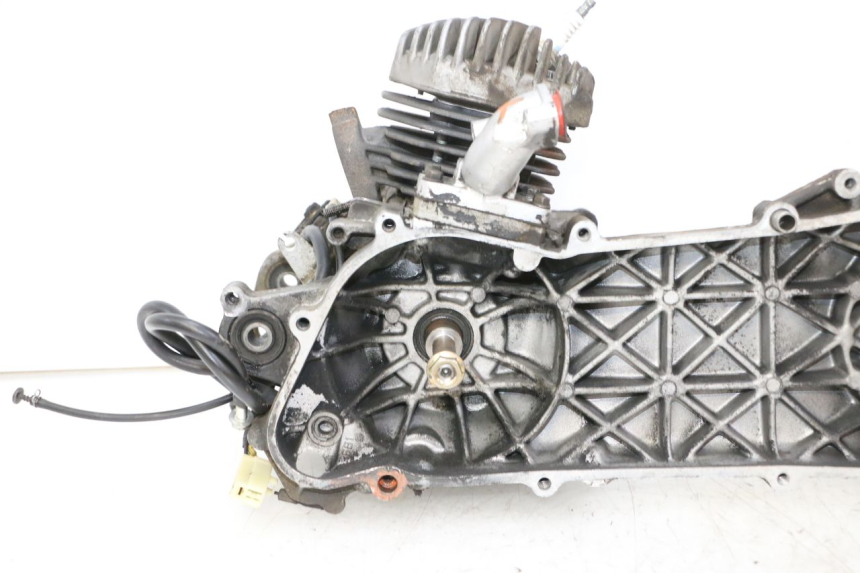 photo de MOTOR PEUGEOT SPEEDAKE 50 (1995 - 1997) - Zoom do estado de desgaste