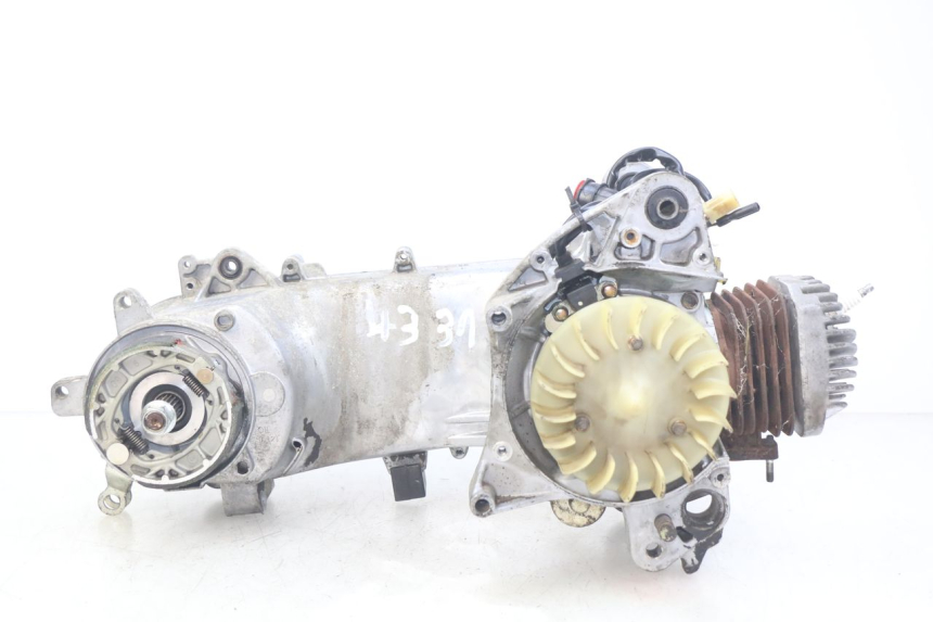 photo de MOTOR PEUGEOT SPEEDFIGHT 3 AIR 50 (2009 - 2015) - Inspeção visual