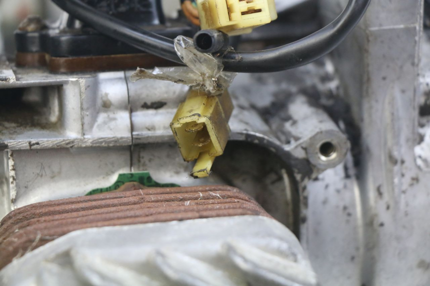 photo de MOTOR PEUGEOT SPEEDFIGHT 3 AIR 50 (2009 - 2015) - Estrutura - ampliação