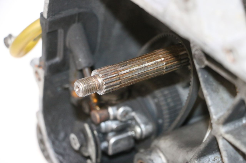 photo de MOTOR APRILIA SR MOTARD 50 (2012 - 2018) - Pontos de fixação