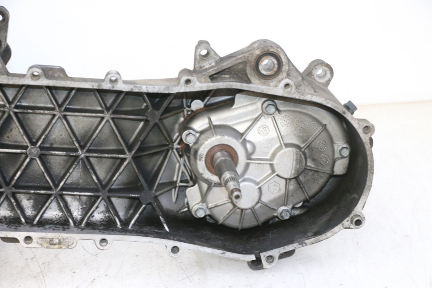 photo de MOTOR APRILIA SR R 2T LC 50 (2018 - 2021) - Marcações e referências