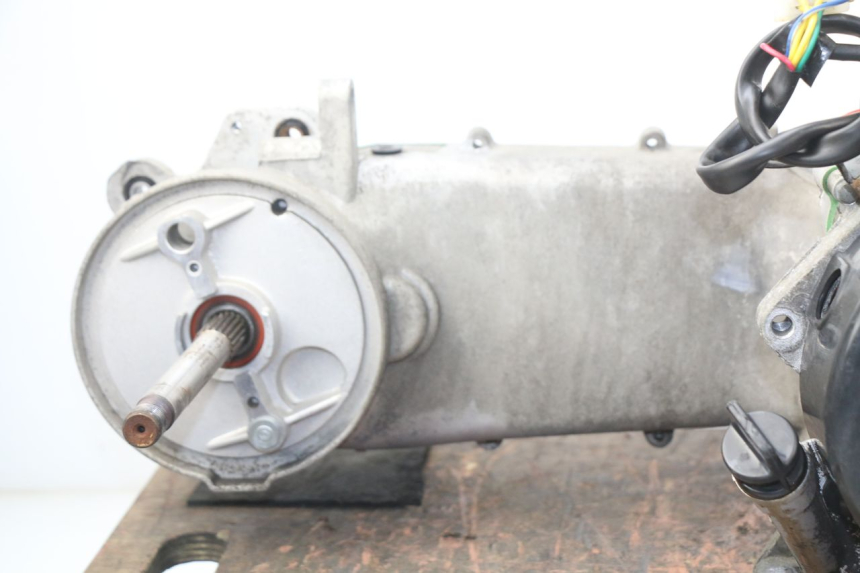 photo de MOTOR RAZZO STEED 125 (2012 - 2018) - Estado da superfície