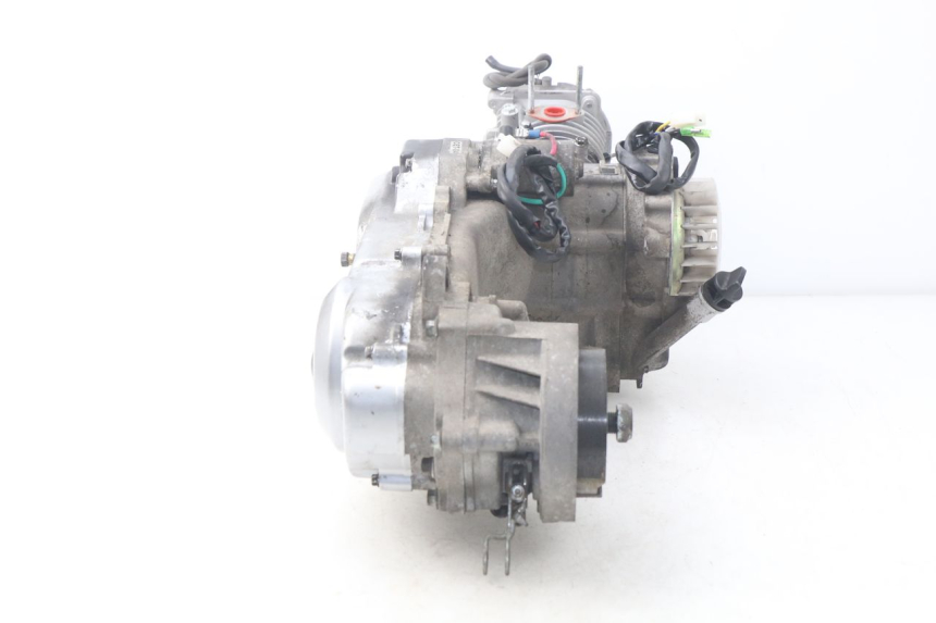photo de MOTOR FYM STRADA 50 (2007 - 2014) - Estado da superfície