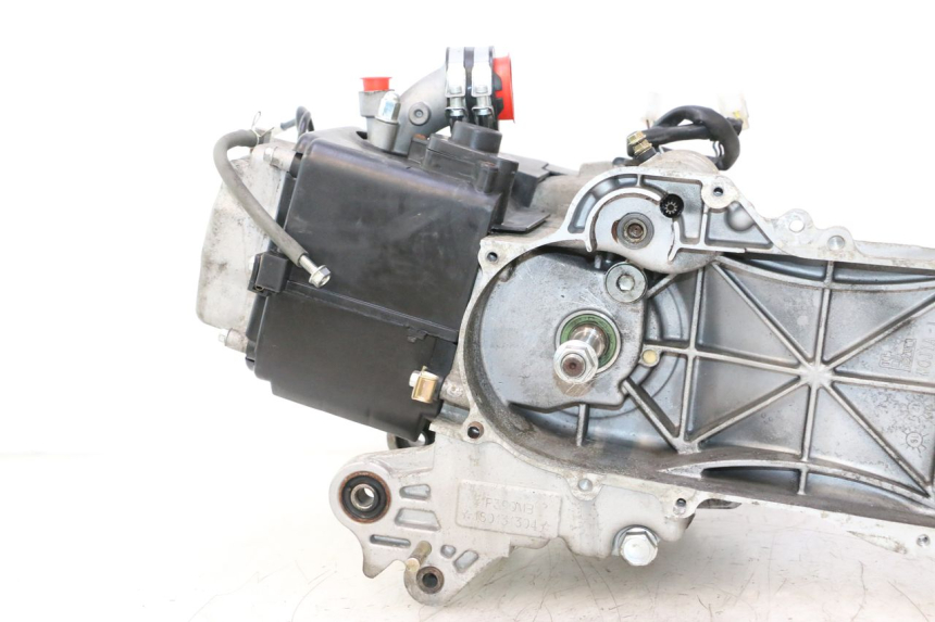 photo de MOTOR VASTRO STREET S 50 (2016 - 2021) - Zoom do estado de desgaste