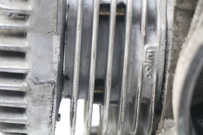 photo de MOTOR PEUGEOT STREETZONE 2T 50 (2014 - 2019) - Ampliação dos componentes