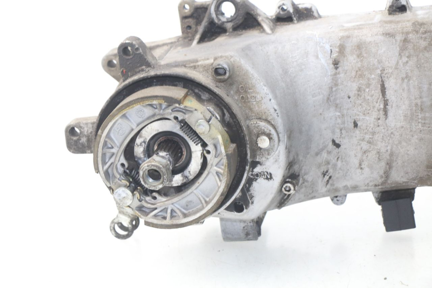 photo de MOTOR PEUGEOT STREETZONE 2T 50 (2014 - 2019) - Marcações e referências