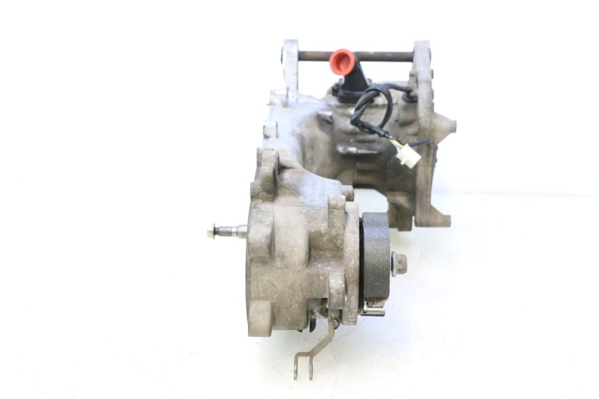 photo de MOTOR PEUGEOT STREETZONE NAKED 2T 50 (2014 - 2018) - Ampliação dos componentes