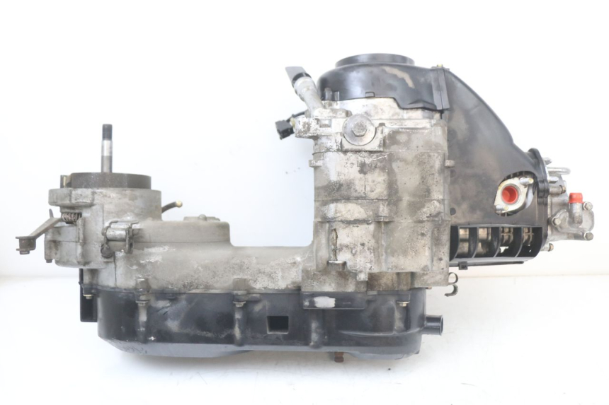 photo de MOTOR KYMCO SUPER 8 125 (2008 - 2015) - Detalhes característicos