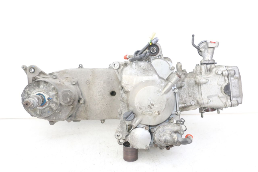 photo de MOTOR SUZUKI BURGMAN 125 (2007 - 2014) - Estado da superfície