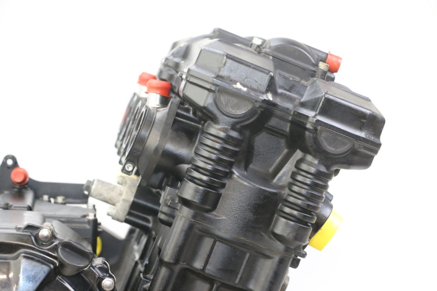 photo de MOTOR SUZUKI GSX F GSXF 650 (2007 - 2015) - Outro ângulo de visão