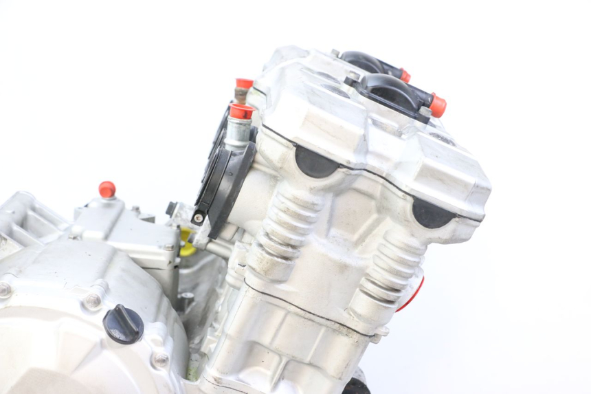 photo de MOTOR SUZUKI GSX F GSXF 650 (2007 - 2015) - Outro ângulo de visão