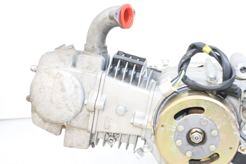 photo de MOTOR MINI MX SX 125 - Detalhes característicos