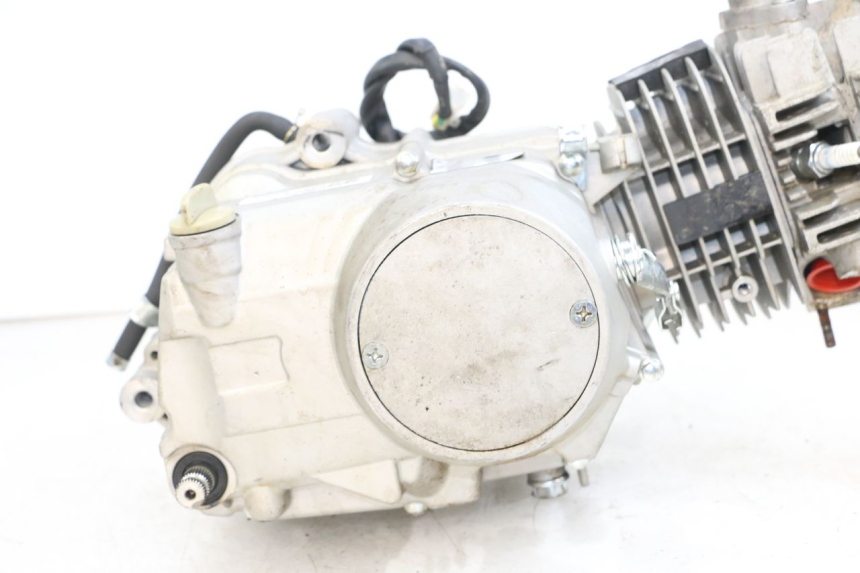 photo de MOTOR MINI MX SX 125 - Pontos de fixação