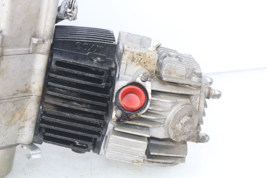 photo de MOTOR NITRO MOTORS THUNDER 125 - Outro ângulo de visão