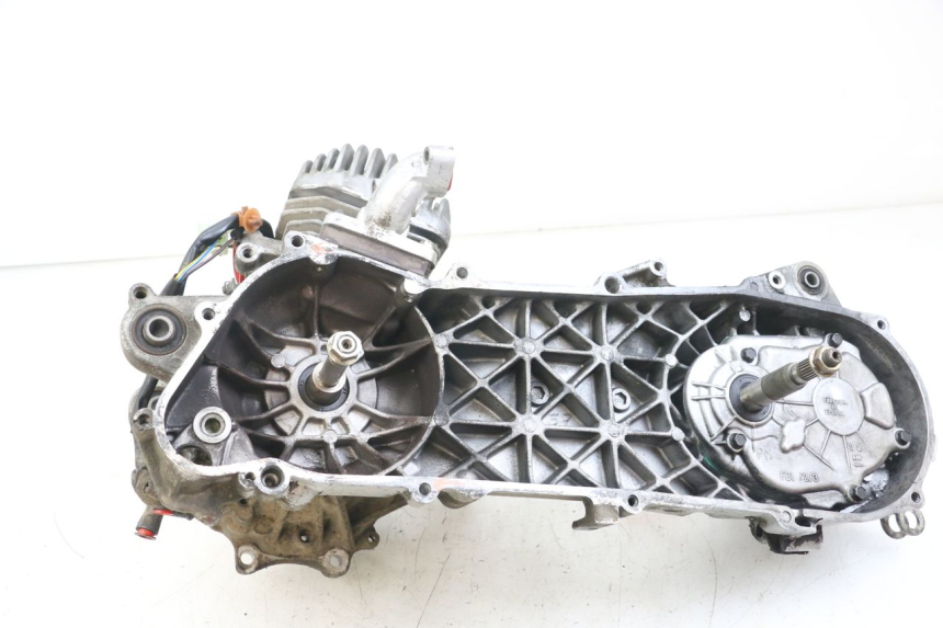 photo de MOTOR PEUGEOT TKR TREKKER FURIOUS 50 (2005 - 2014) - Zoom do estado de desgaste