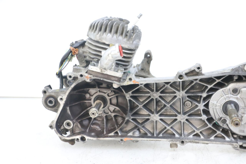 photo de MOTOR PEUGEOT TKR TREKKER FURIOUS 50 (2005 - 2014) - Vista principal