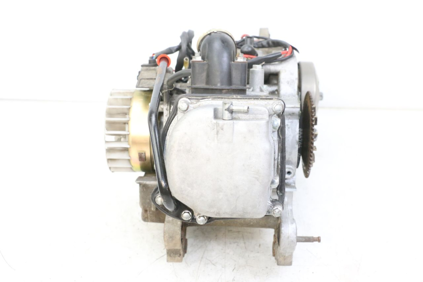 photo de MOTOR BAOTIAN TRAVEL SPIRIT 50 (2010 - 2012) - Vista de perto