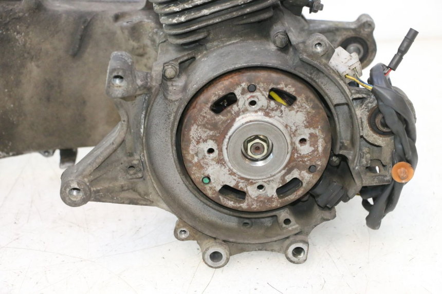photo de MOTOR PEUGEOT TREKKER TKR 50 (2005 - 2014) - Vista de perto